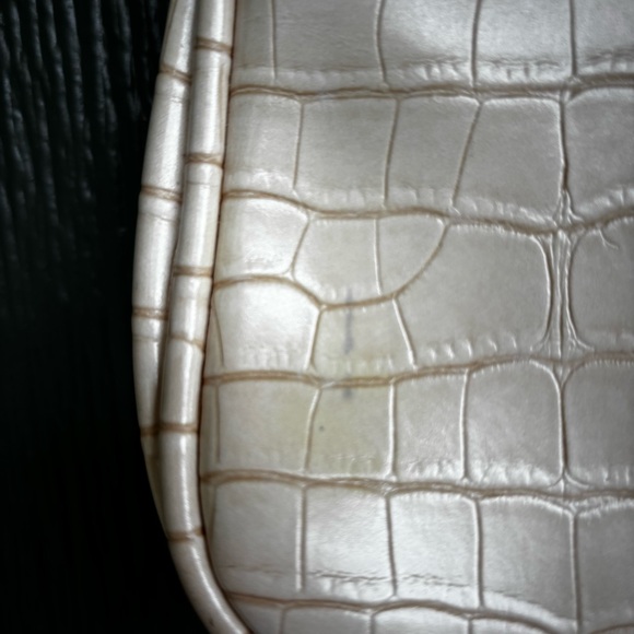 White Croc Faux Leather Shoulder Bag | Y2K Mini Purse - Picture 5 of 12
